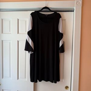 Nina Leonard Black and White Bell Sleeve Dress
